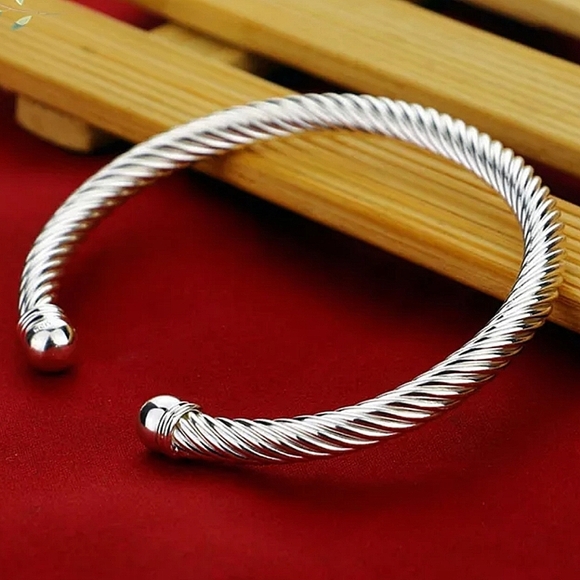 Twisted Sterling Silver Bangle Bracelet - Picture 5 of 6